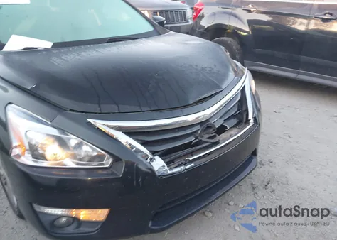 2015 Nissan Altima 2.5 Sv z USA, uszkodzony, nr VIN 1N4AL3AP2FC215594